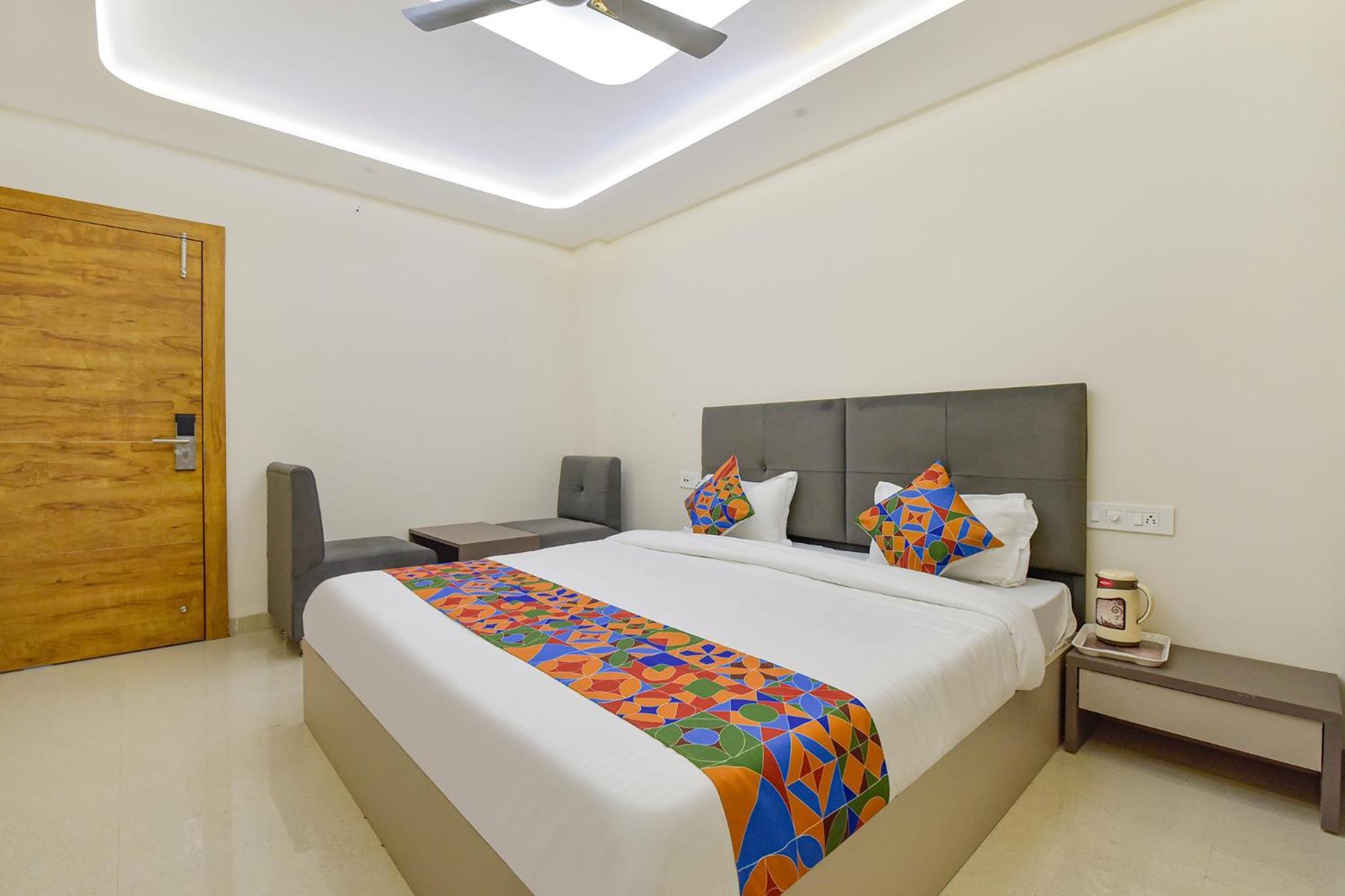Fabhotel Synergy Stays Indore Exterior foto